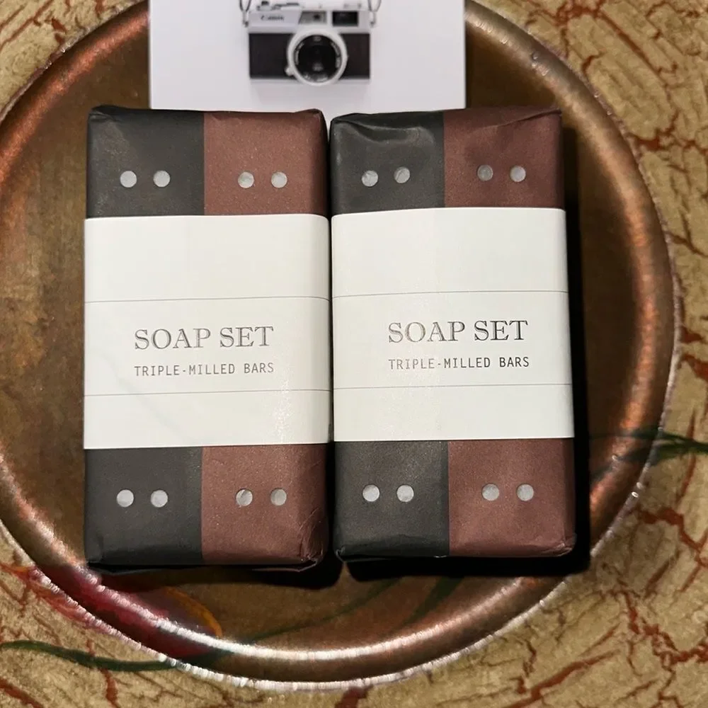 CASTELBEL LIMITED EDITION Triple Milled Wild Honey Scented Soap Bars 4pk